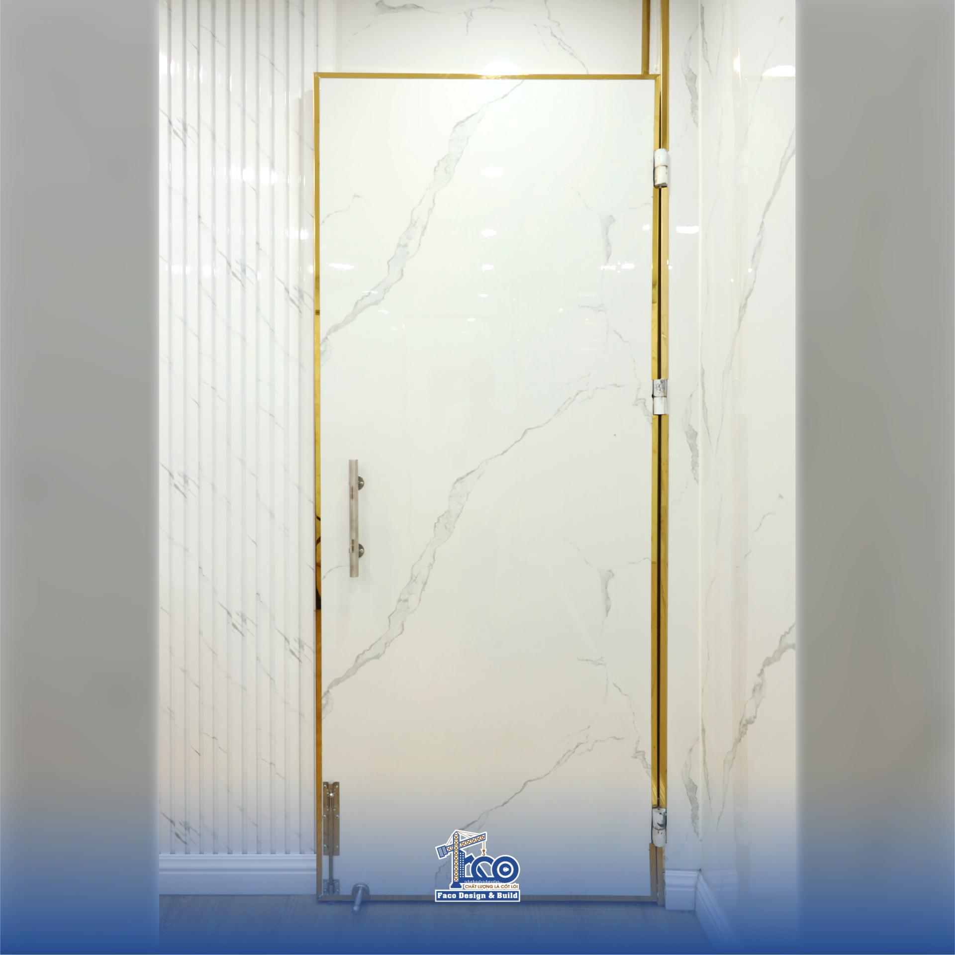 Thi công lắp đặt cửa phòng chức năng, đảm bảo sự riêng tư tối ưu